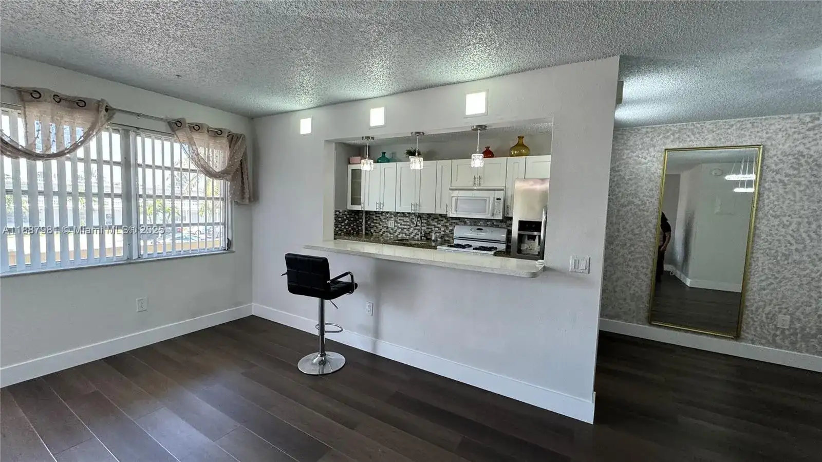 160 NE 203rd Ter # E31, Miami Gardens FL 33179 photo 5