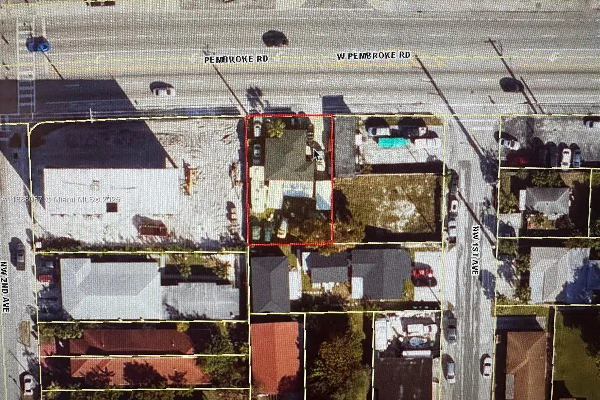 107 W Pembroke Rd, Hallandale Beach FL 33009