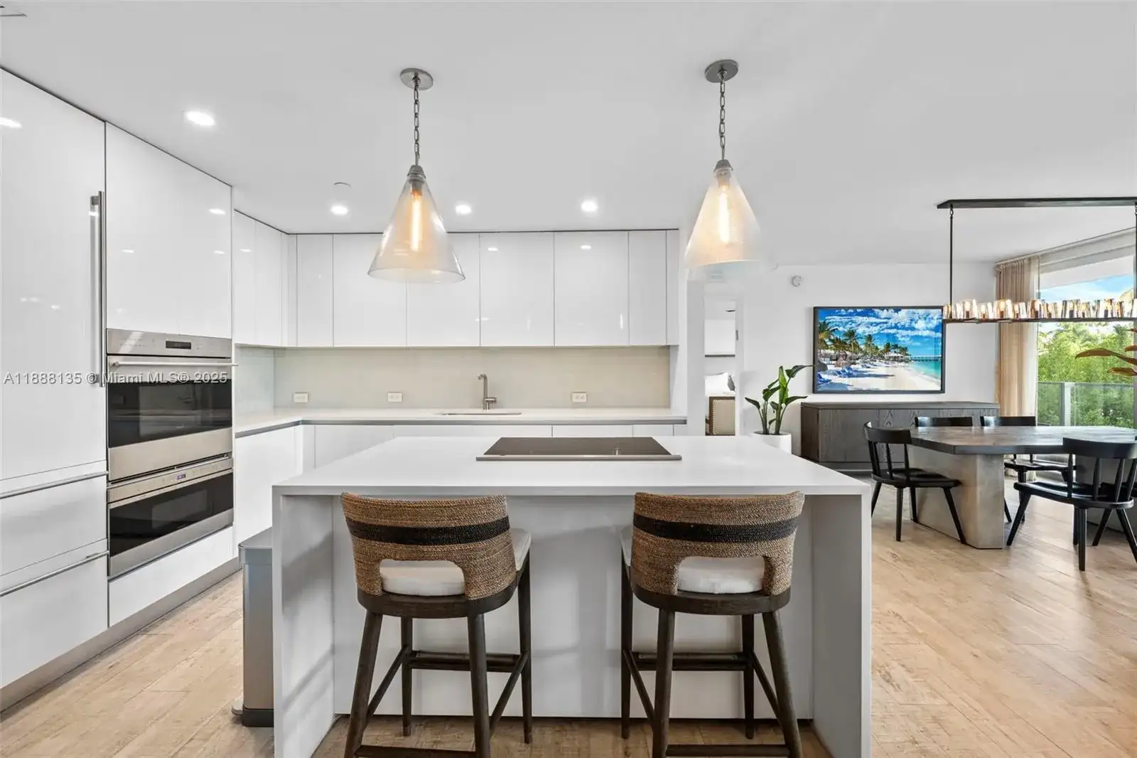 1201 20th St, Miami Beach FL 33139 photo 2