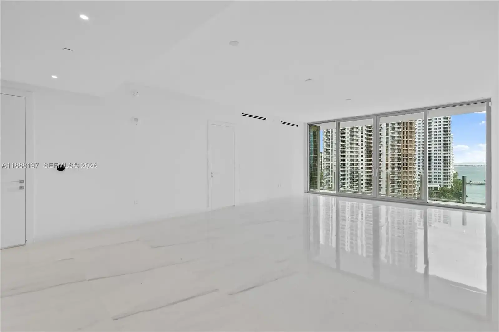 300 Biscayne Blvd Way # 1103, Miami FL 33131