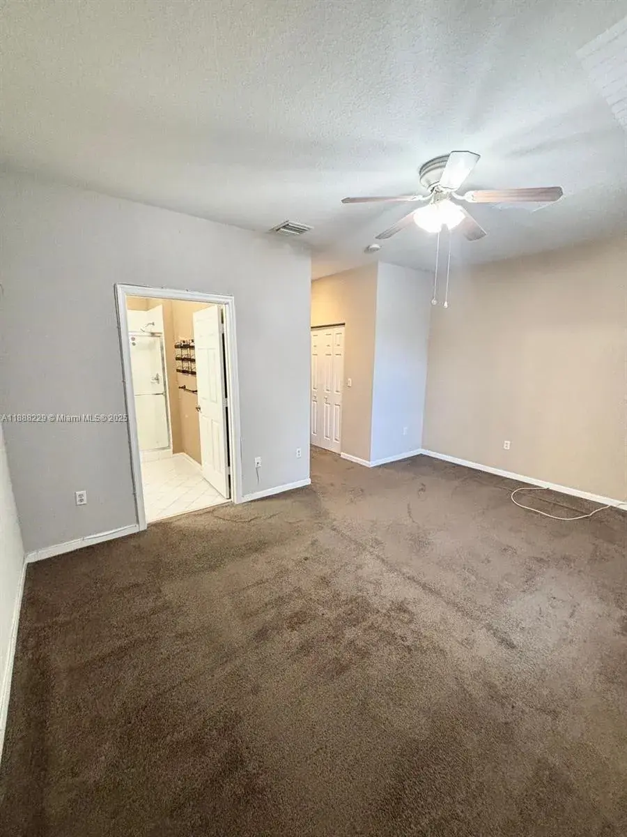 2429 NW 31st Ct # 2429, Oakland Park FL 33309