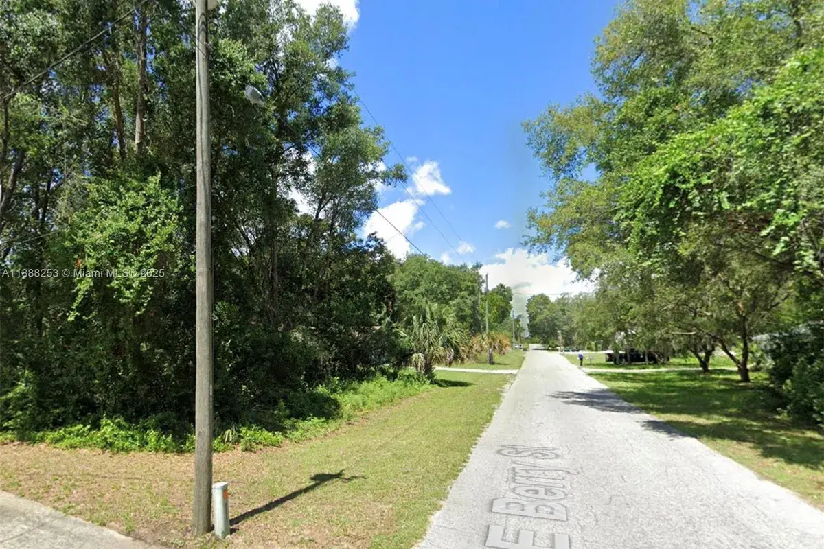 4102 E Berry St, Inverness FL 34453
