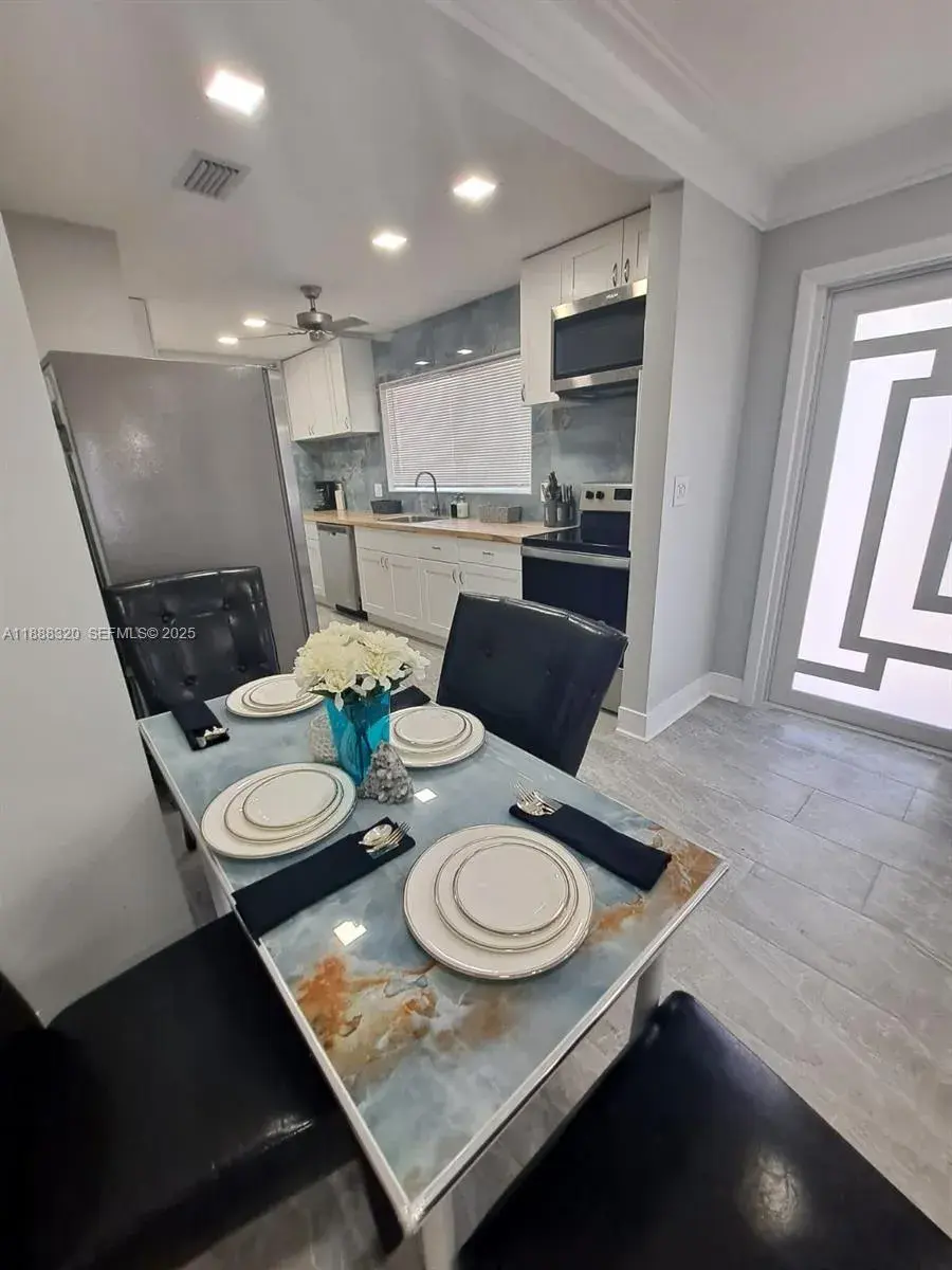 2242 Polk St # 1, Hollywood FL 33020