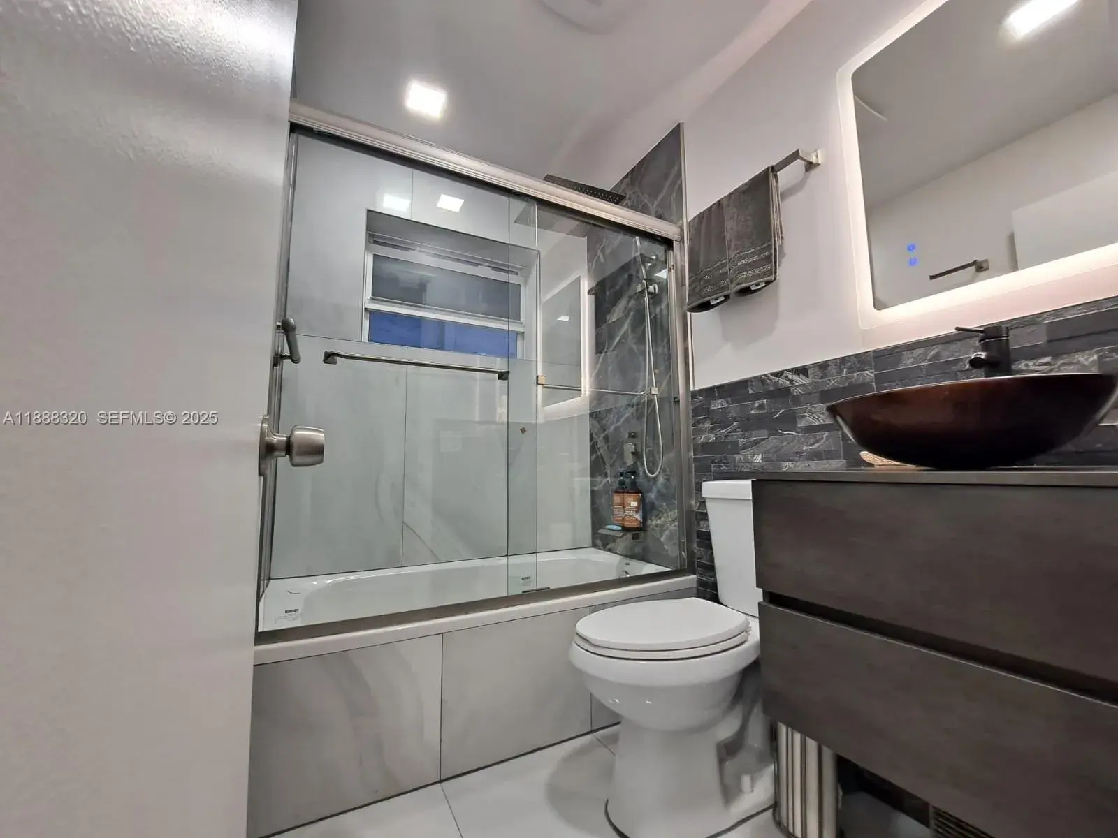 2242 Polk St # 1, Hollywood FL 33020