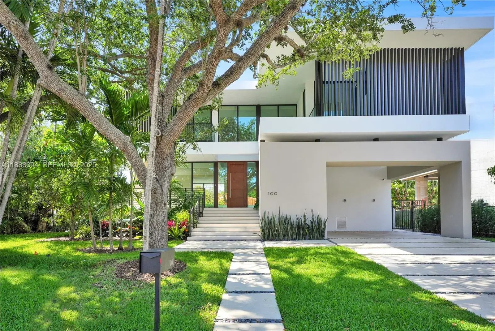 100 Hampton Ln, Key Biscayne FL 33149