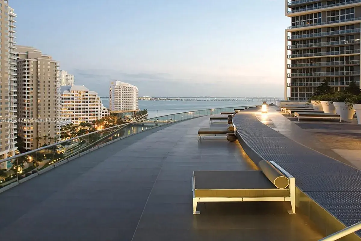 485 Brickell Ave # 3707, Miami FL 33131
