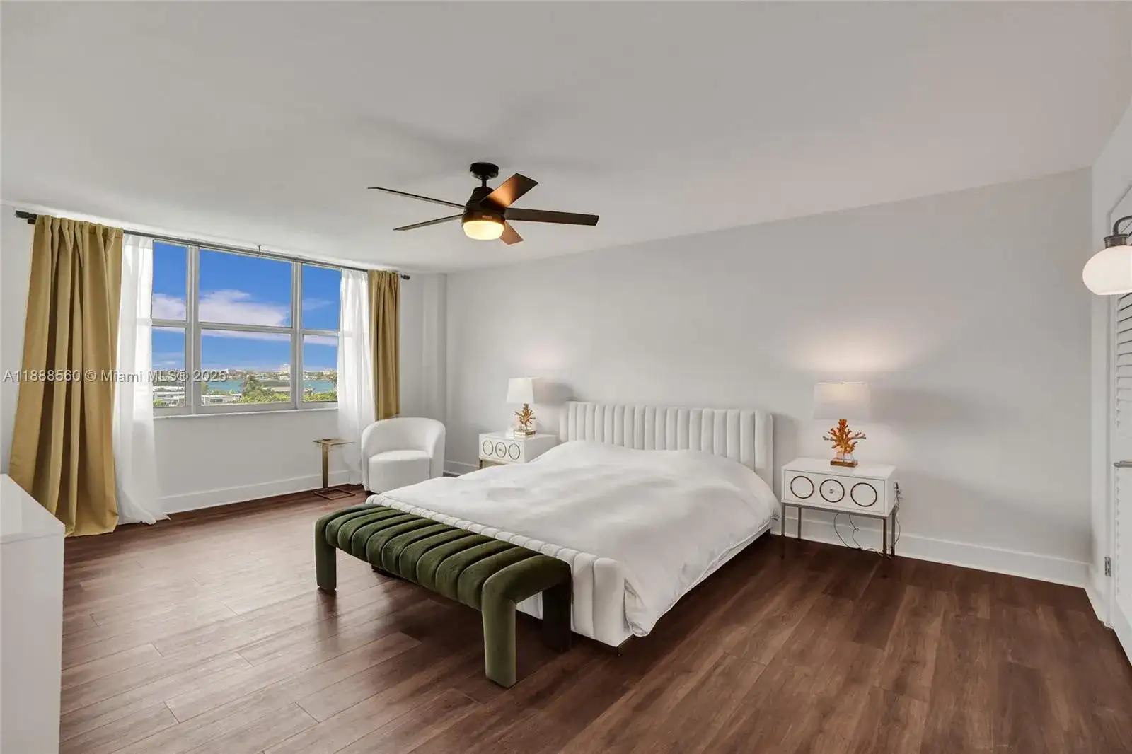 10000 W Bay Harbor Dr, Bay Harbor Islands FL 33154 photo 3