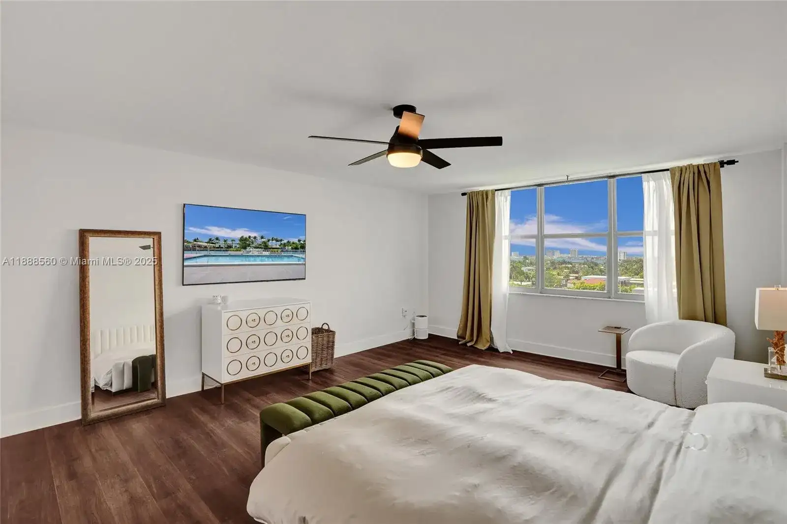 10000 W Bay Harbor Dr, Bay Harbor Islands FL 33154 photo 4