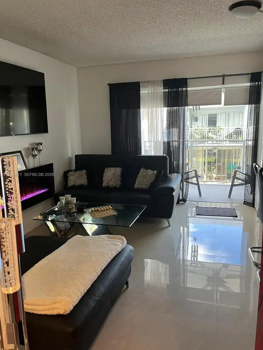 9375 Fontainebleau Blvd # L219, Miami FL 33172 photo 5