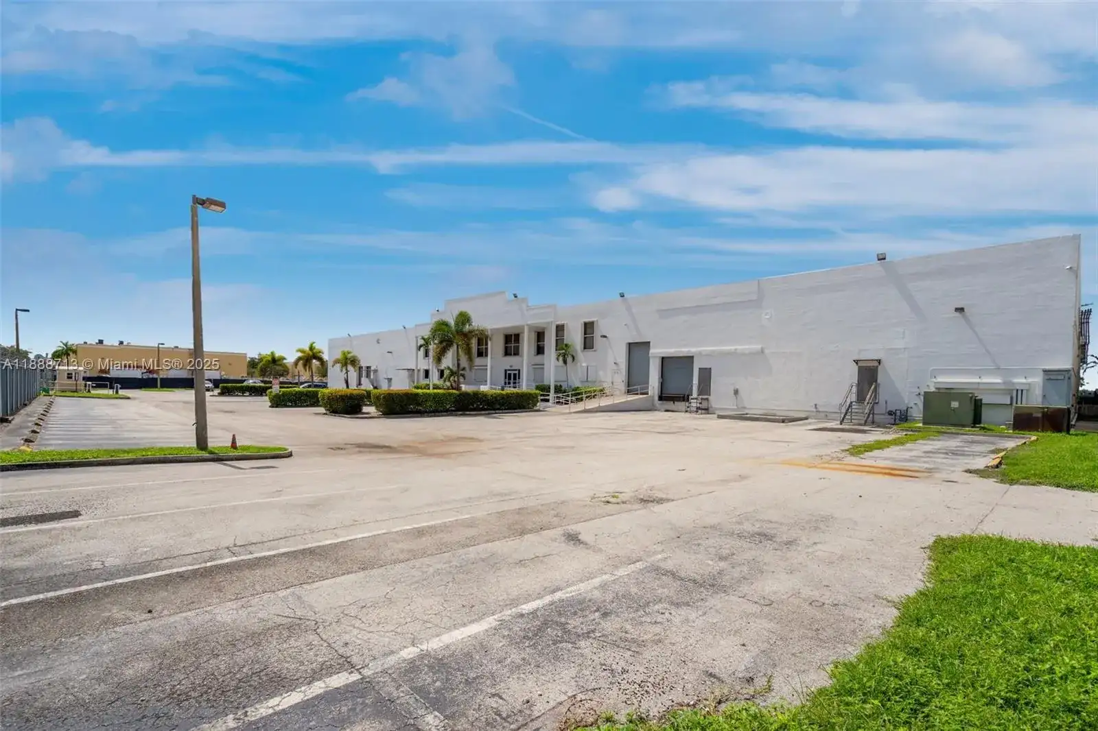 12800 NW 38th Ave, Opa-Locka FL 33054 photo 4