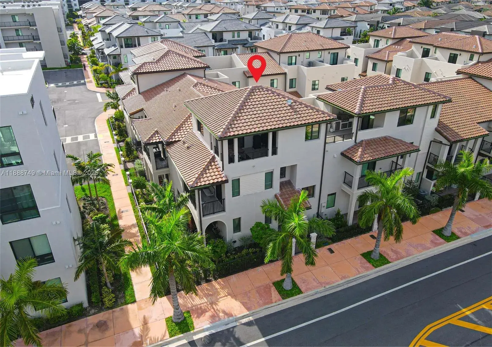 4260 NW 82nd Ave, Doral FL 33166