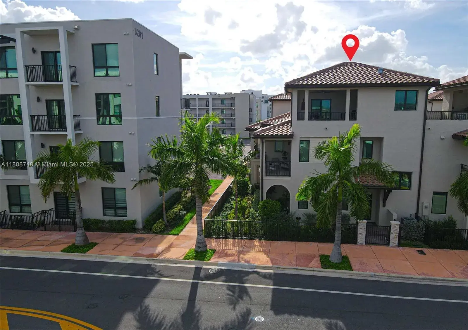 4260 NW 82nd Ave, Doral FL 33166