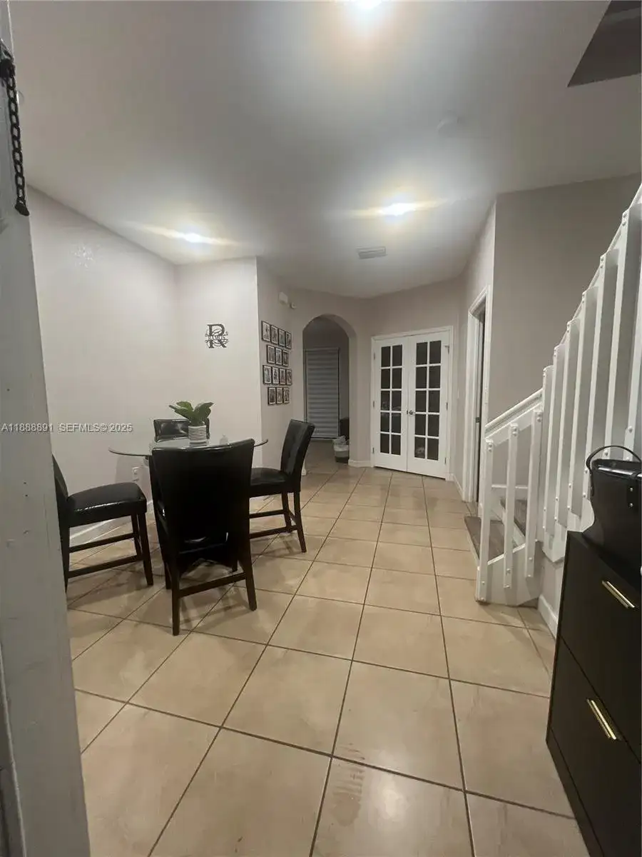 133 SE 28th Ter # 9, Homestead FL 33033 photo 2