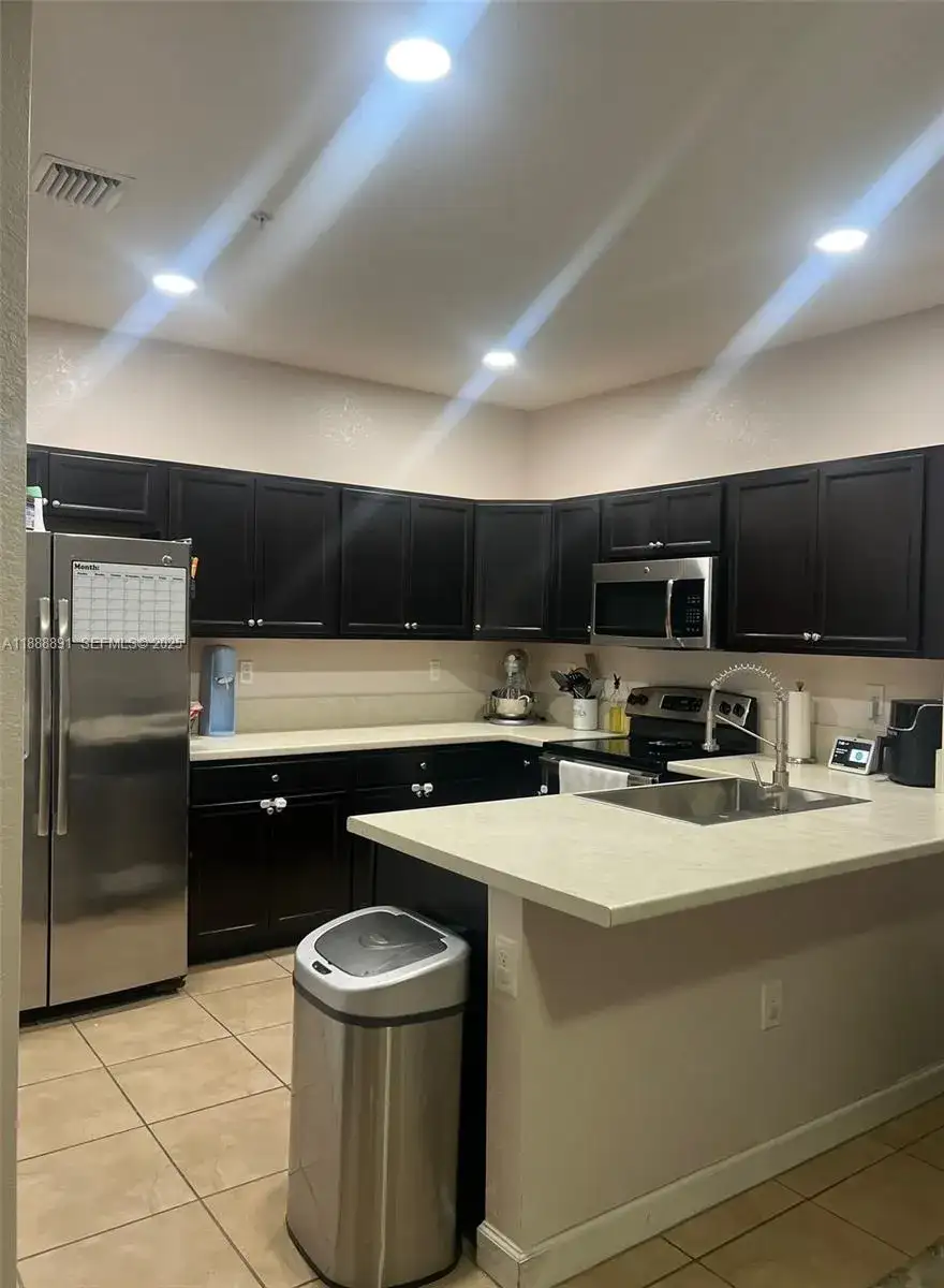 133 SE 28th Ter # 9, Homestead FL 33033 photo 3