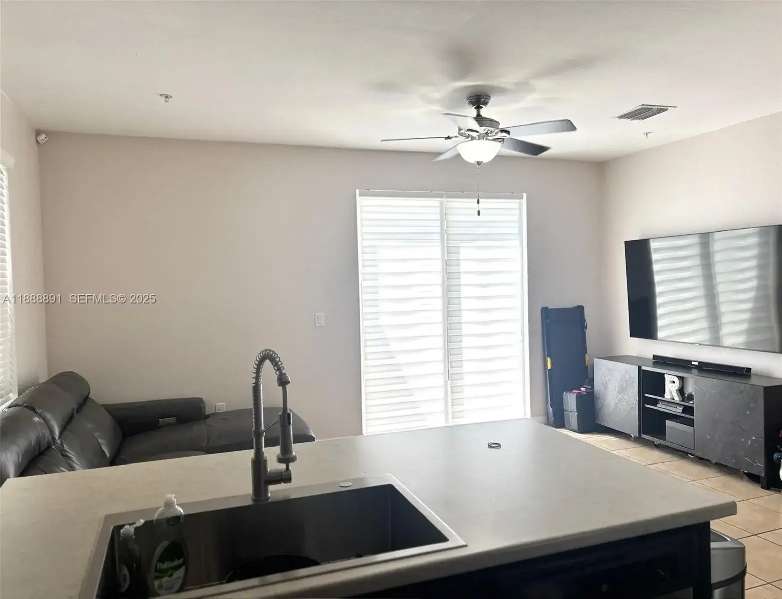 133 SE 28th Ter # 9, Homestead FL 33033 photo 4