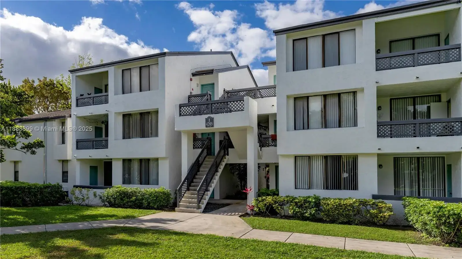 4303 W Atlantic Blvd # 1720, Coconut Creek FL 33066