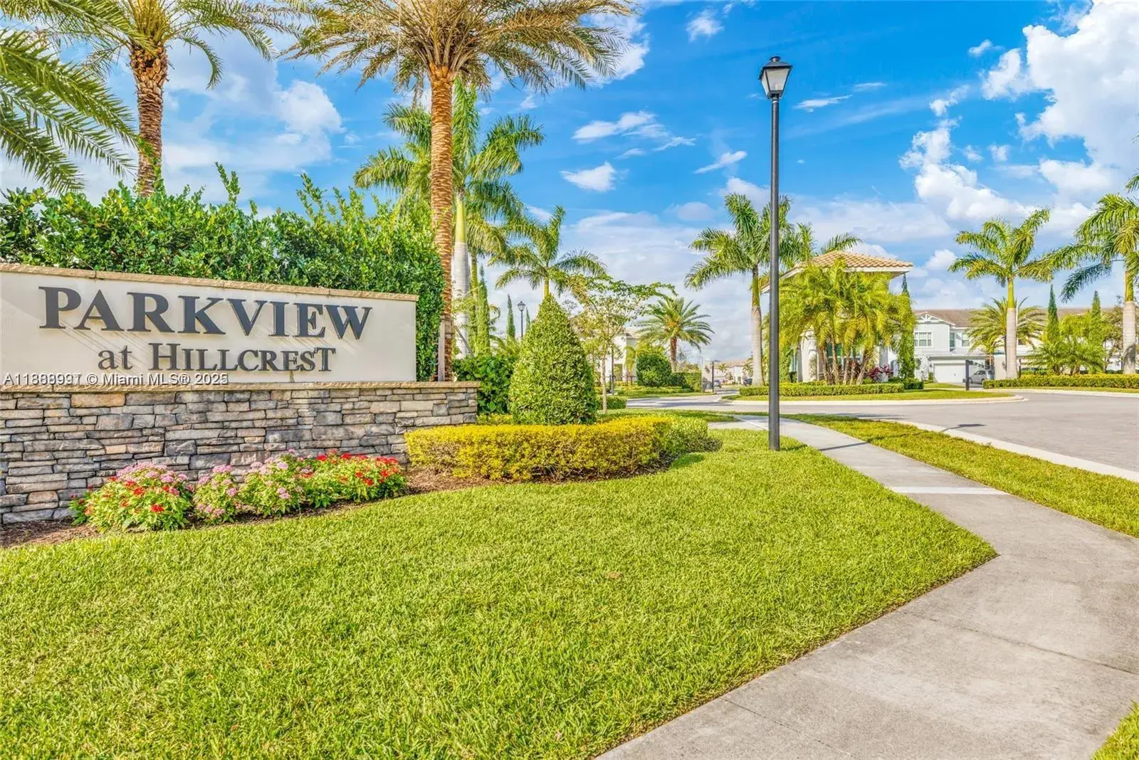 4022 Large Leaf Ln, Hollywood FL 33021