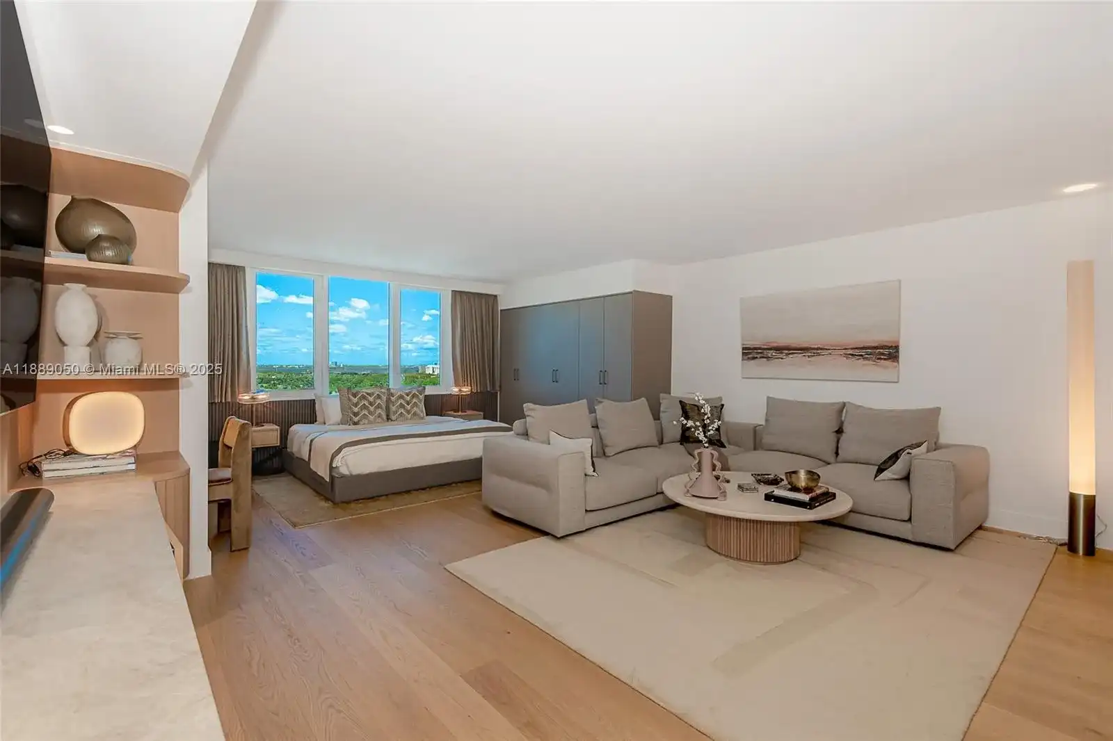 2301 Collins Ave # 1527, Miami Beach FL 33139