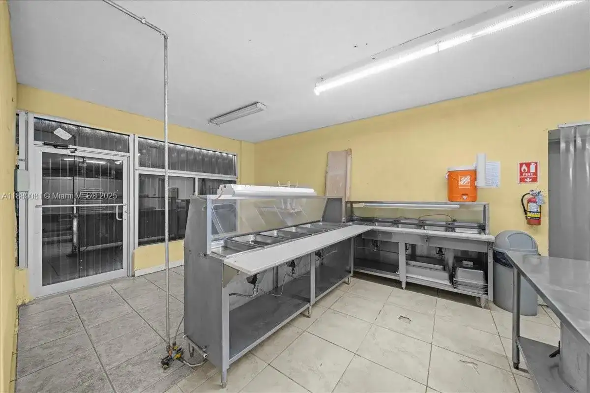 2313 NW 27th Ave, Miami FL 33142 photo 3
