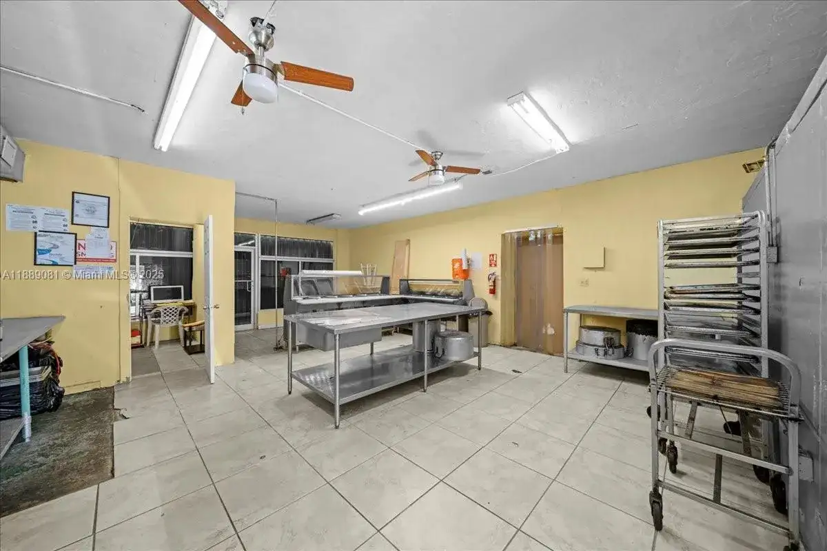 2313 NW 27th Ave, Miami FL 33142 photo 5