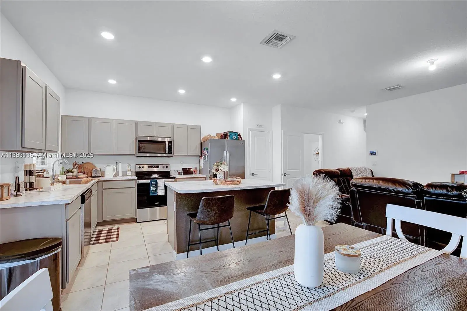 1160 SW 7th Ct, Florida City FL 33034