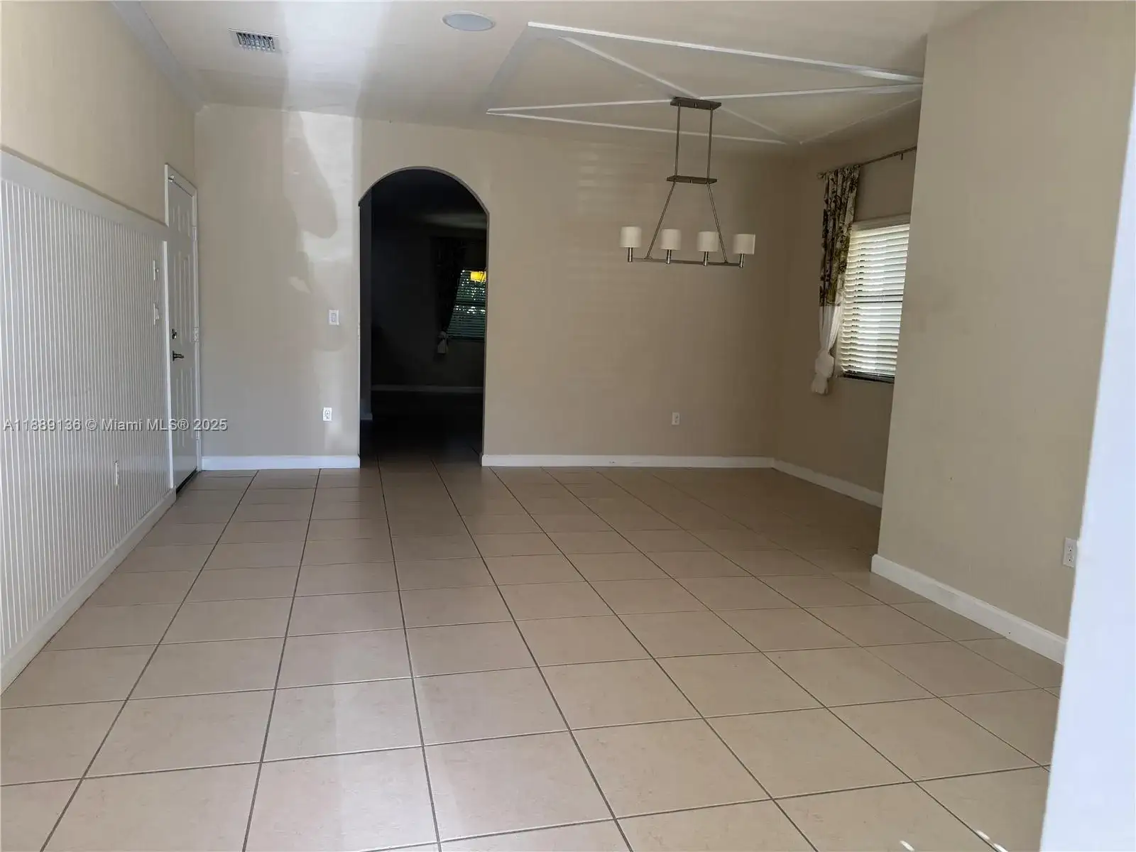 8885 SW 227th Ter, Cutler Bay FL 33190 photo 3