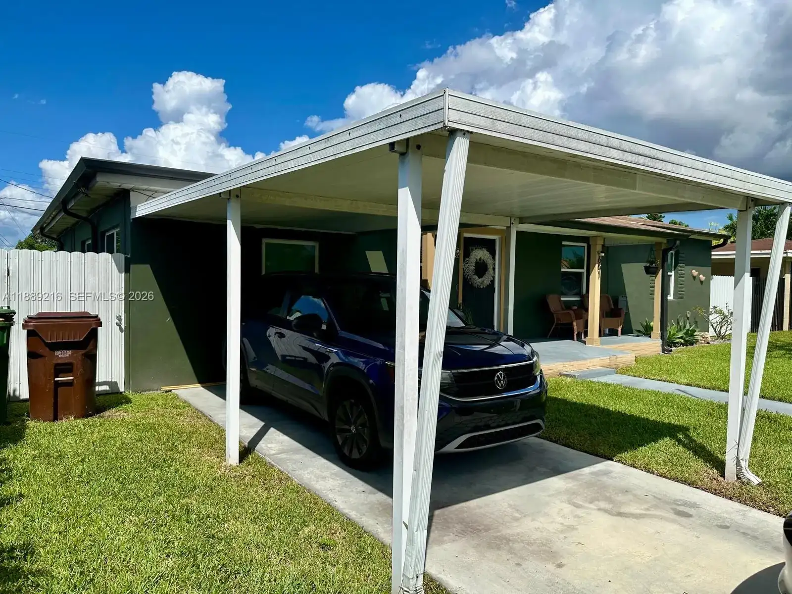 651 E 38th St, Hialeah FL 33013 photo 3