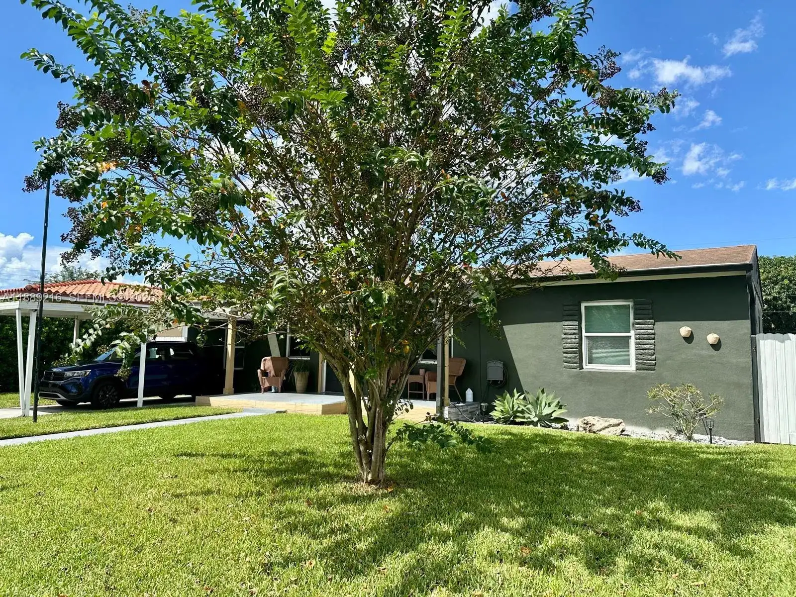 651 E 38th St, Hialeah FL 33013 photo 5