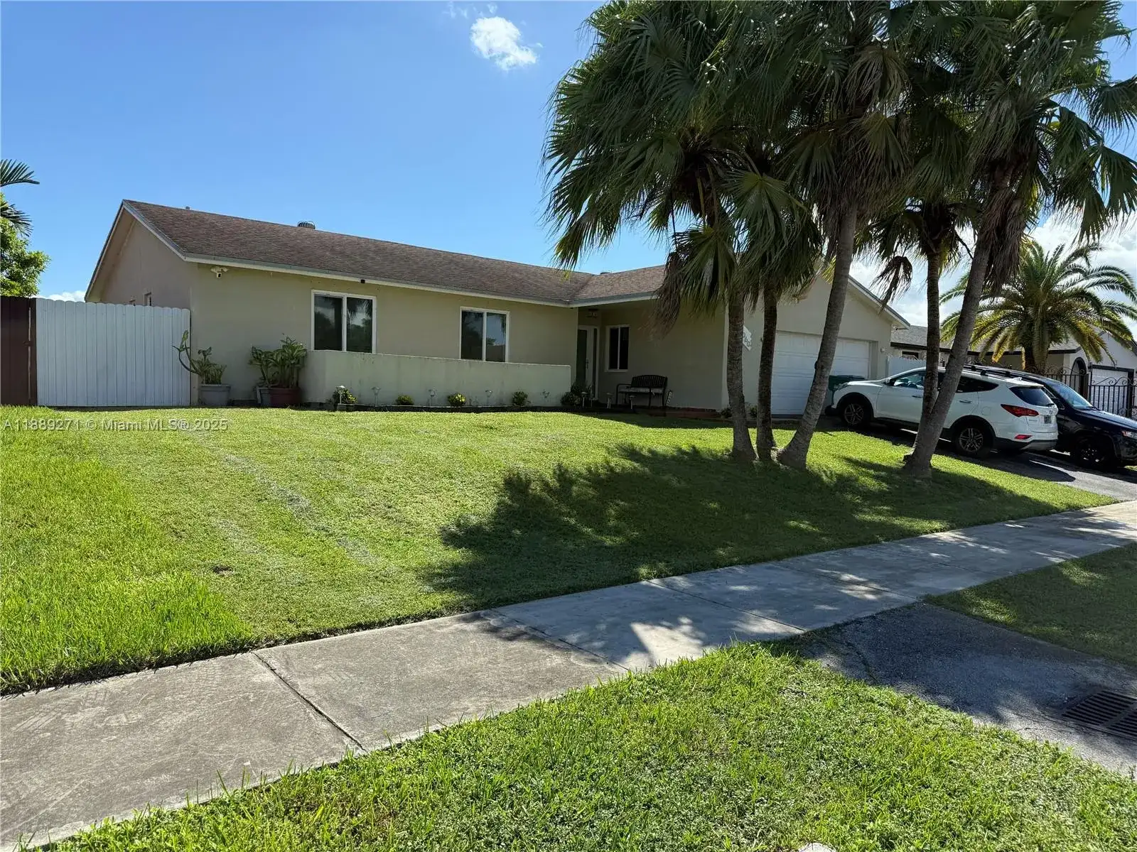 13060 SW 263rd Ter, Homestead FL 33032 photo 2