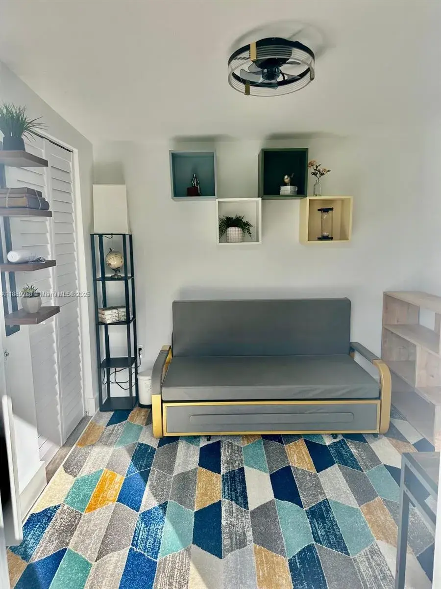 2943 SW 36th Ave, Miami FL 33133