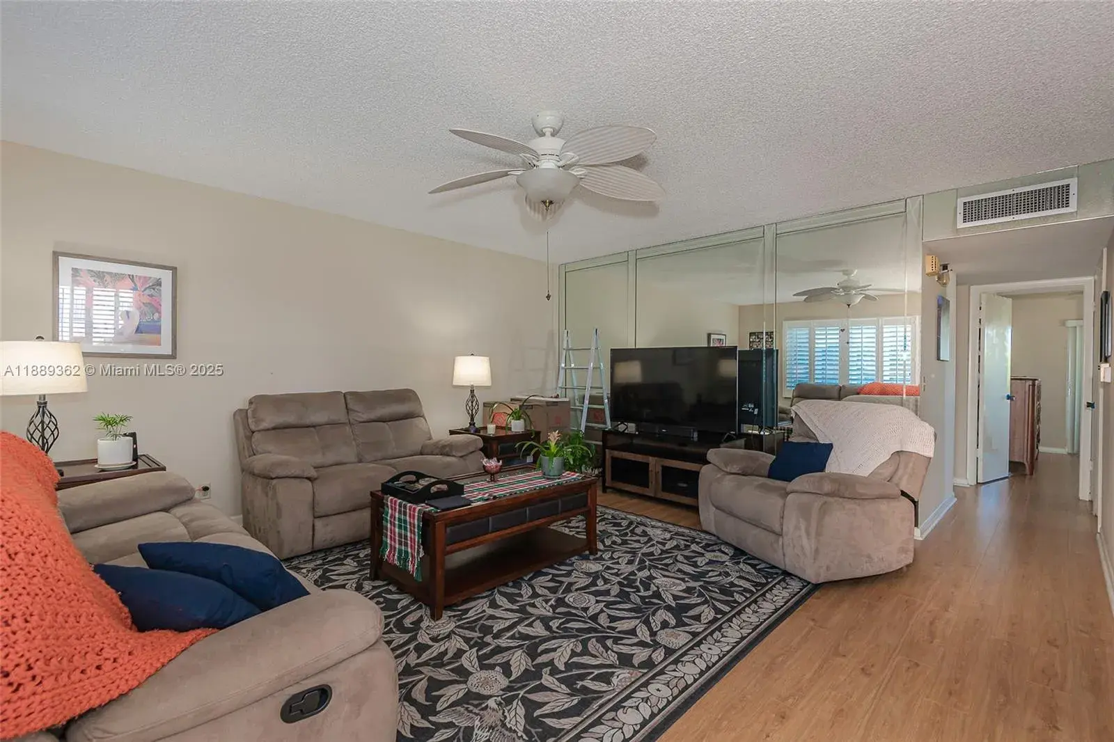 576 Burgundy L # 576, Delray Beach FL 33484