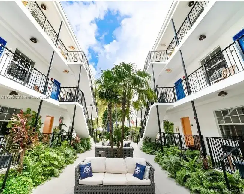1330 Pennsylvania Ave # 206, Miami Beach FL 33139 photo 2