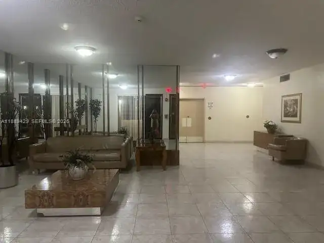 16751 NE 9th Ave # 410, North Miami Beach FL 33162 photo 2