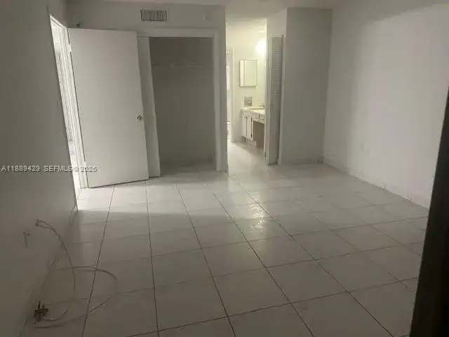 16751 NE 9th Ave # 410, North Miami Beach FL 33162 photo 5