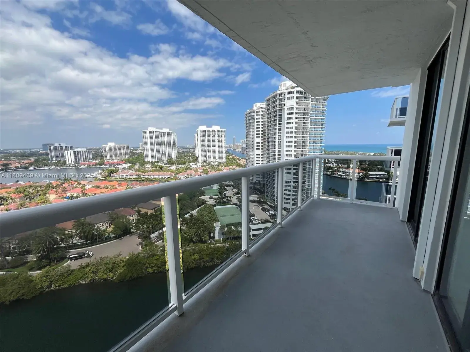 20505 E Country Club Dr # 2132, Aventura FL 33180