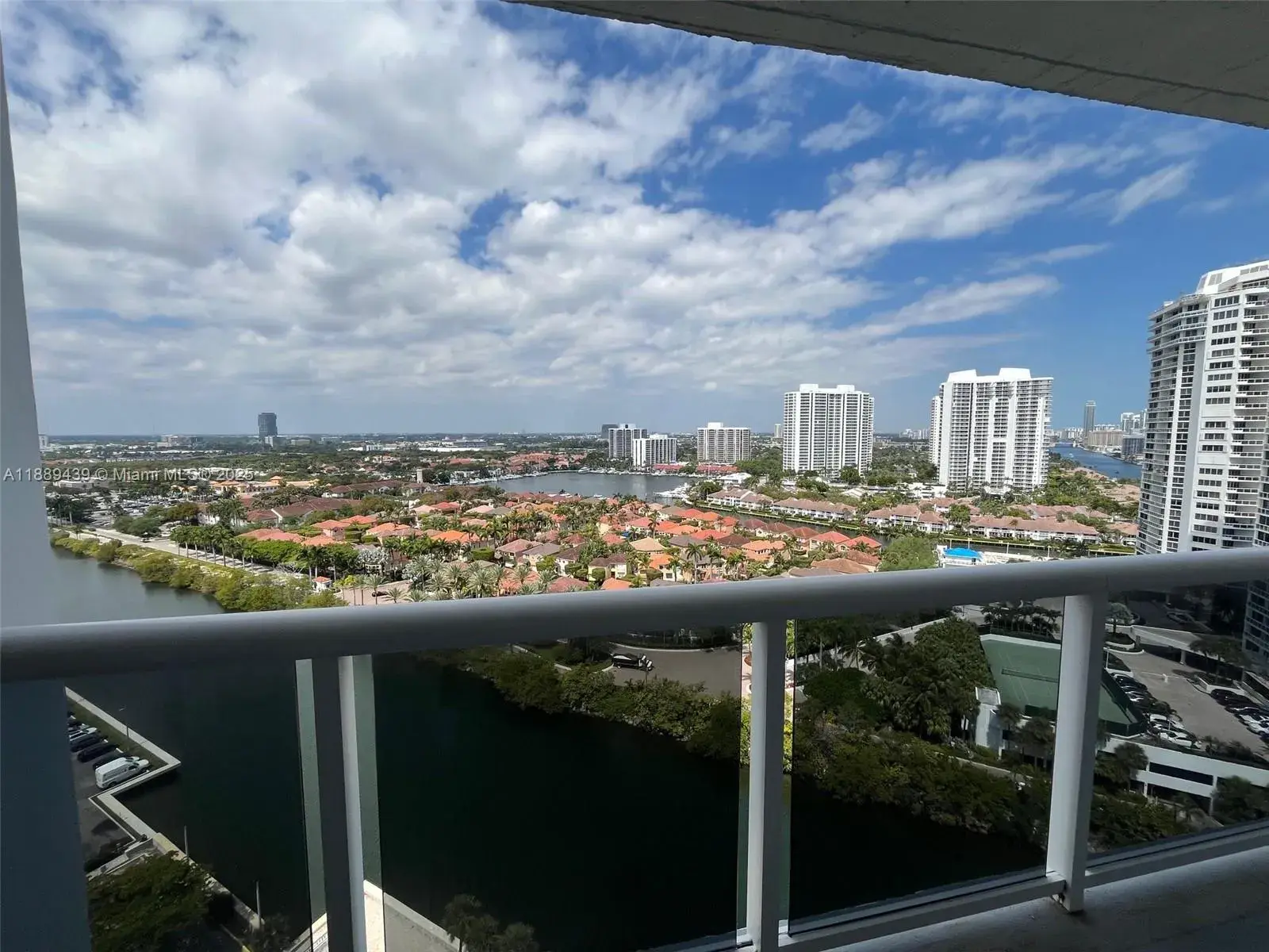 20505 E Country Club Dr # 2132, Aventura FL 33180