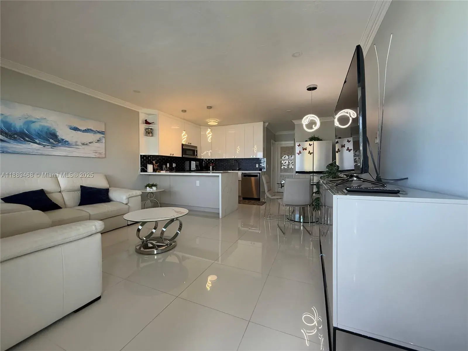 900 Atlantic Shores Blvd # 219, Hallandale Beach FL 33009