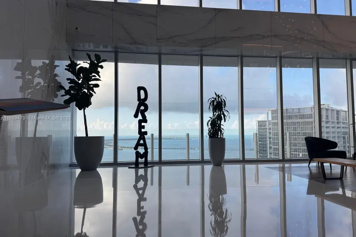 300 Biscayne Blvd Way # 505C, Miami FL 33131