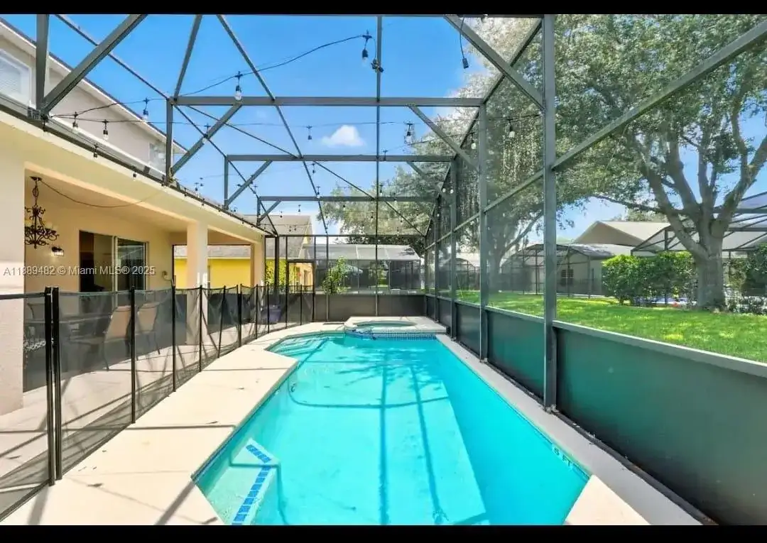 8520 SUNRISE KEY DR, Kissimmee FL 34747 photo 5