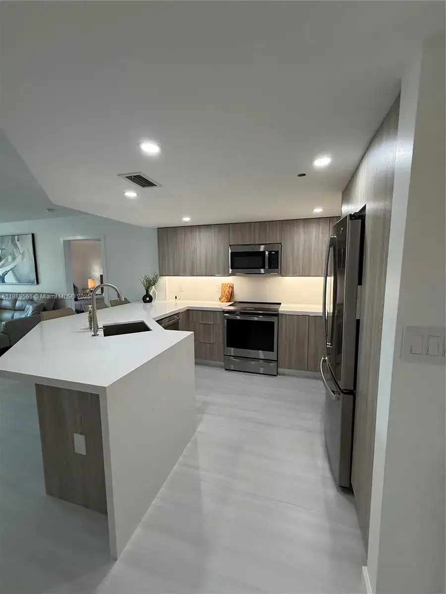201 Golden Isles Dr # 302, Hallandale Beach FL 33009 photo 2