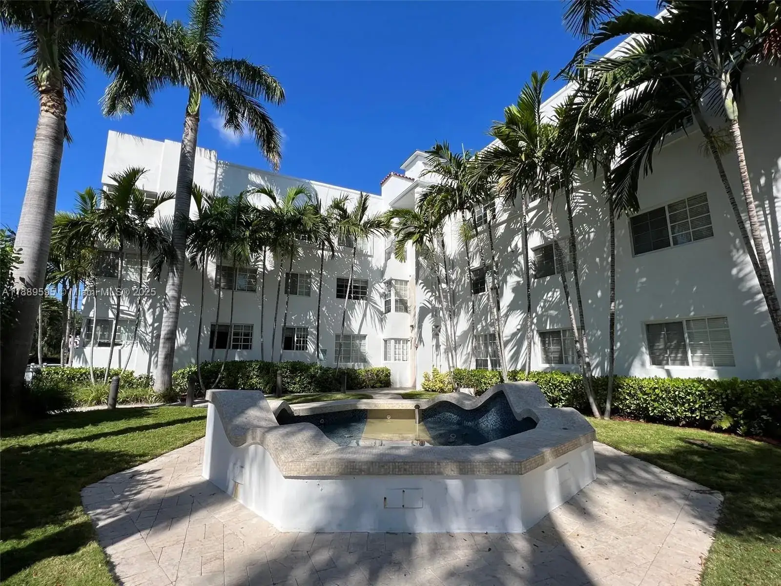 1300 Pennsylvania Ave # 105, Miami Beach FL 33139