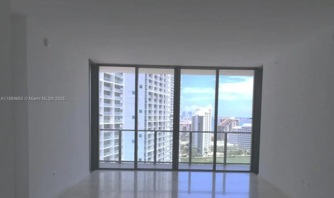 68 SE 6th St # 1809, Miami FL 33131 photo 5