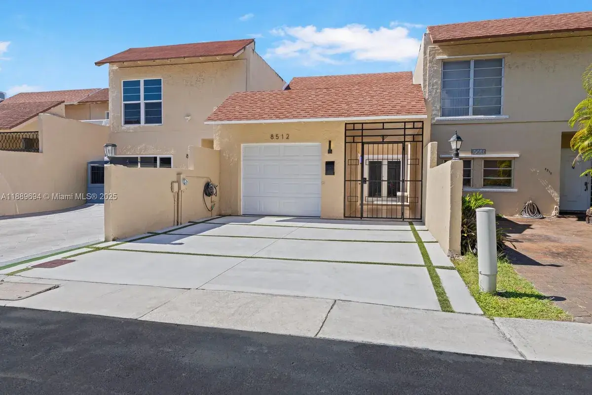 8512 SW 103rd Ave, Miami FL 33173