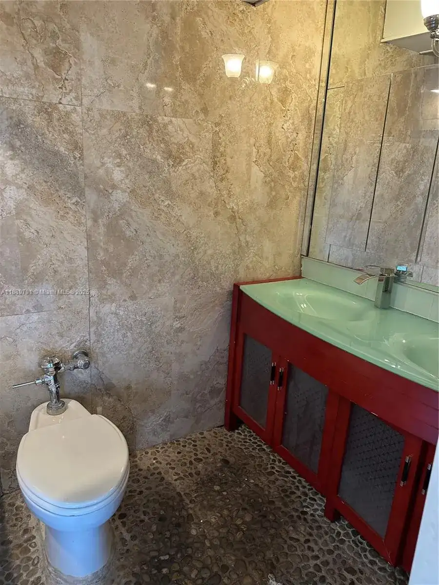 26 Diplomat Parkway # 2248, Hallandale Beach FL 33009 photo 2