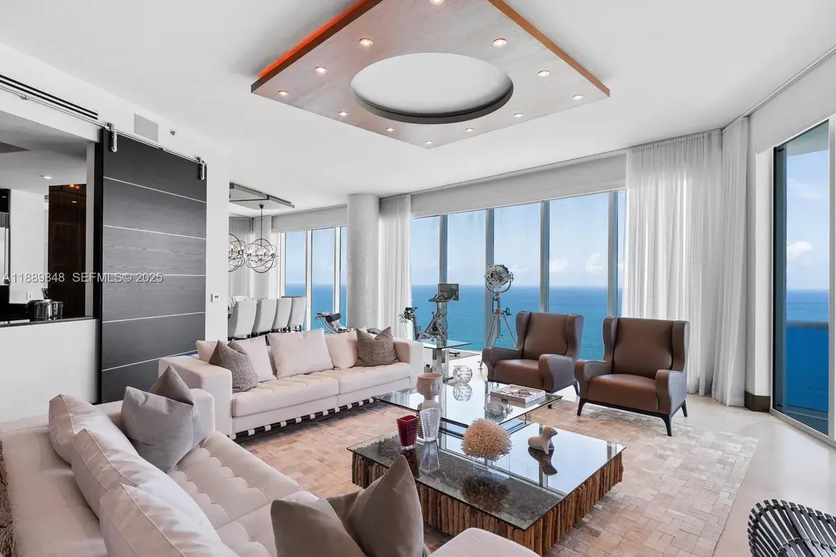 2711 S Ocean Dr # 4005, Hollywood FL 33019
