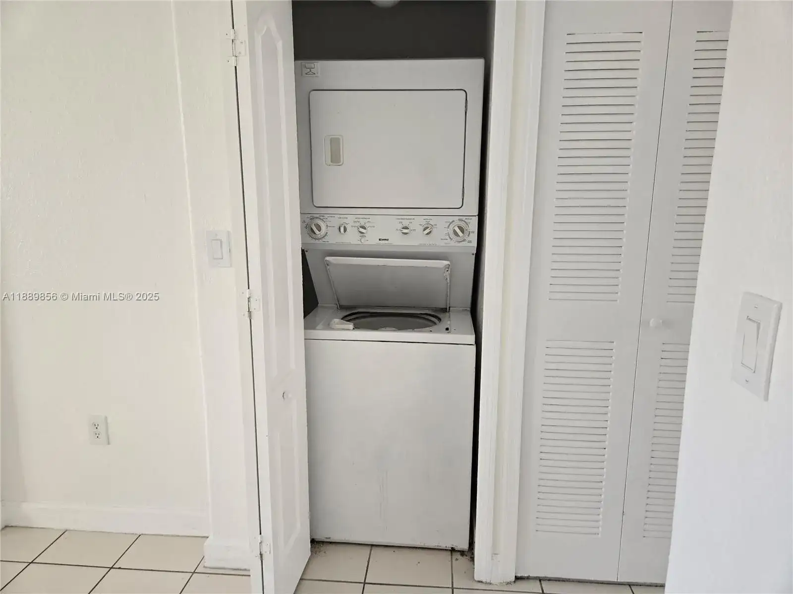 2758 SE 17th Ave # 203, Homestead FL 33035 photo 5
