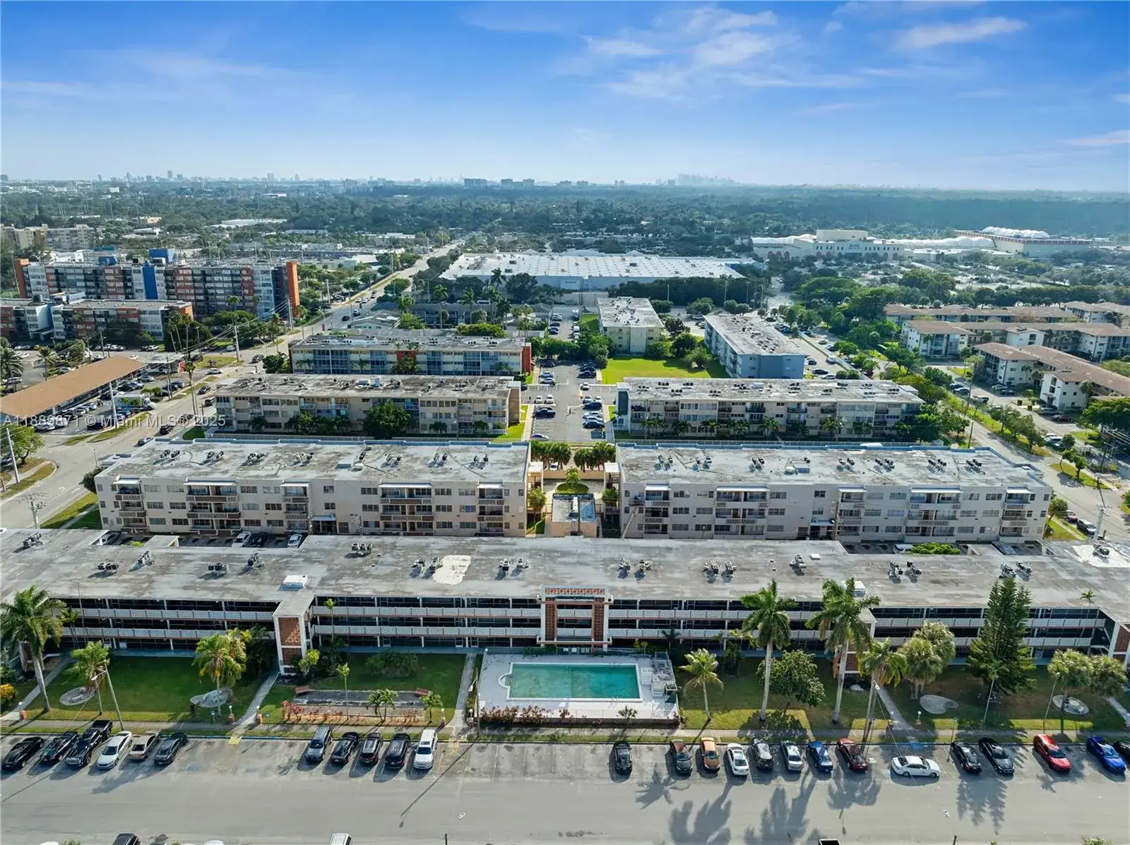 1450 NE 170th St # 202, North Miami Beach FL 33162 photo 3