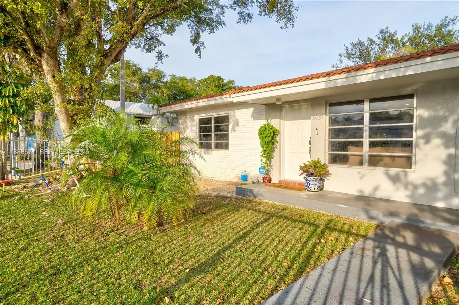 17365 SW 95th Ave # 17365, Palmetto Bay FL 33157 photo 2