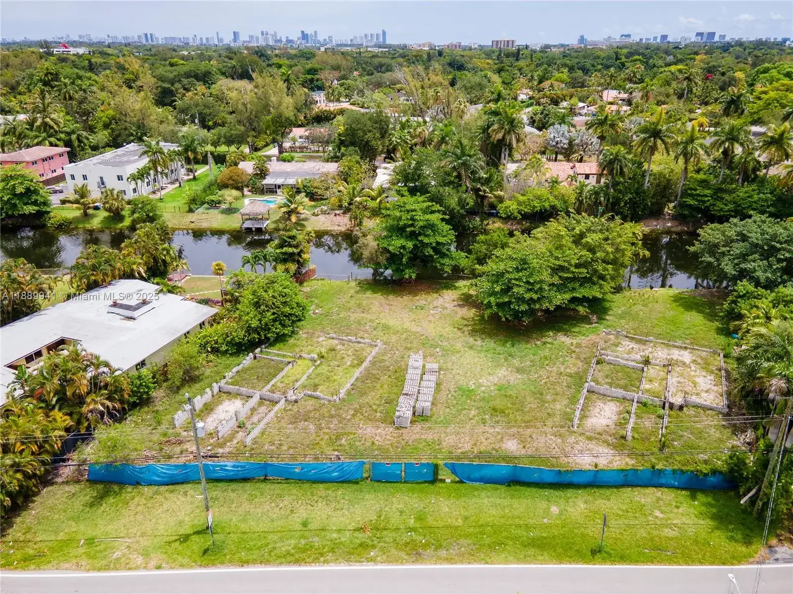 11595 W Biscayne Canal Rd, Miami FL 33161 photo 2