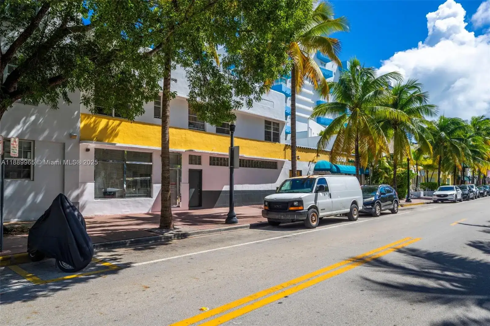 249 Collins Ave, Miami Beach FL 33139 photo 3